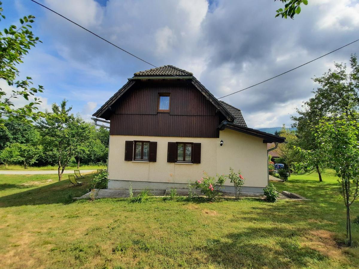 Guest House Matej & Mateja Plitvicka Jezera Exterior photo