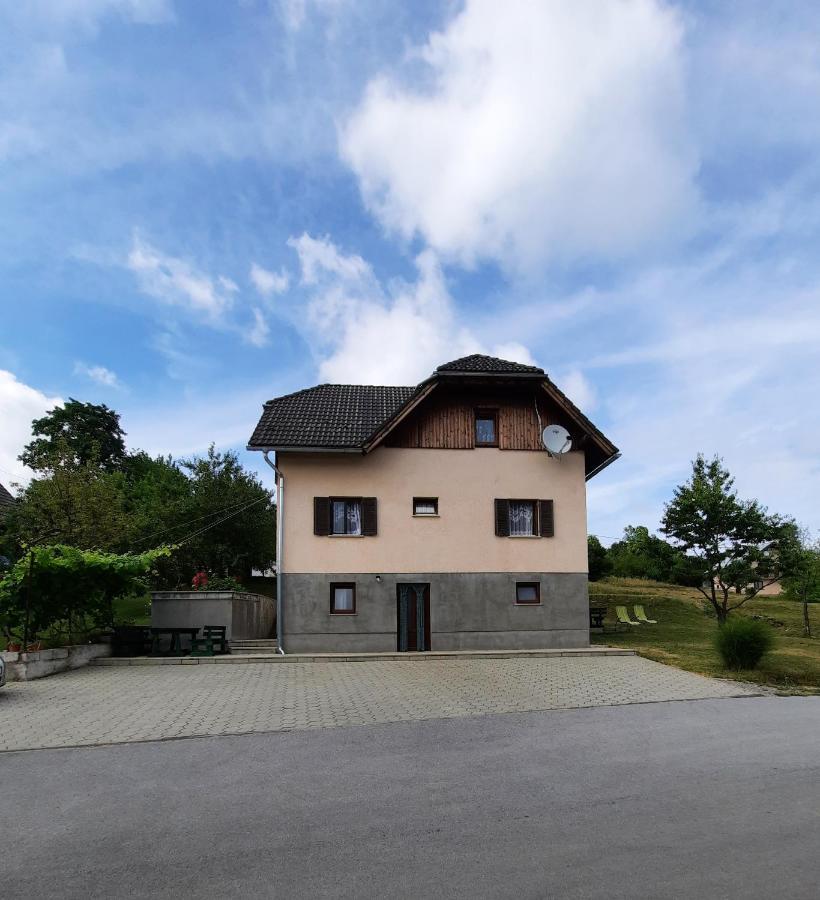 Guest House Matej & Mateja Plitvicka Jezera Exterior photo